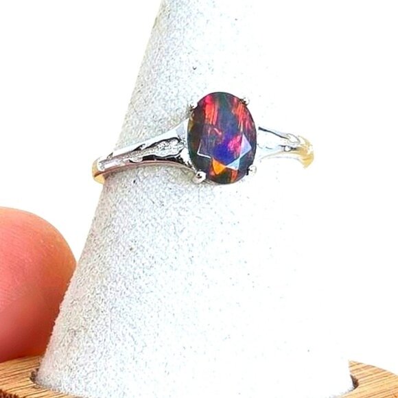 925 Sterling Silver Ring with Natural Black Opal 8x6mm - Picture 1 of 6